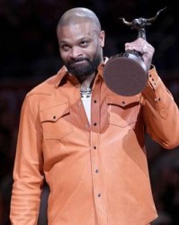 乐鱼-PJ·塔克个人社媒宣布退役 结束14年NBA生涯