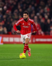 记者：维拉在探索租借道格拉斯·路易斯，切尔西也对其有意